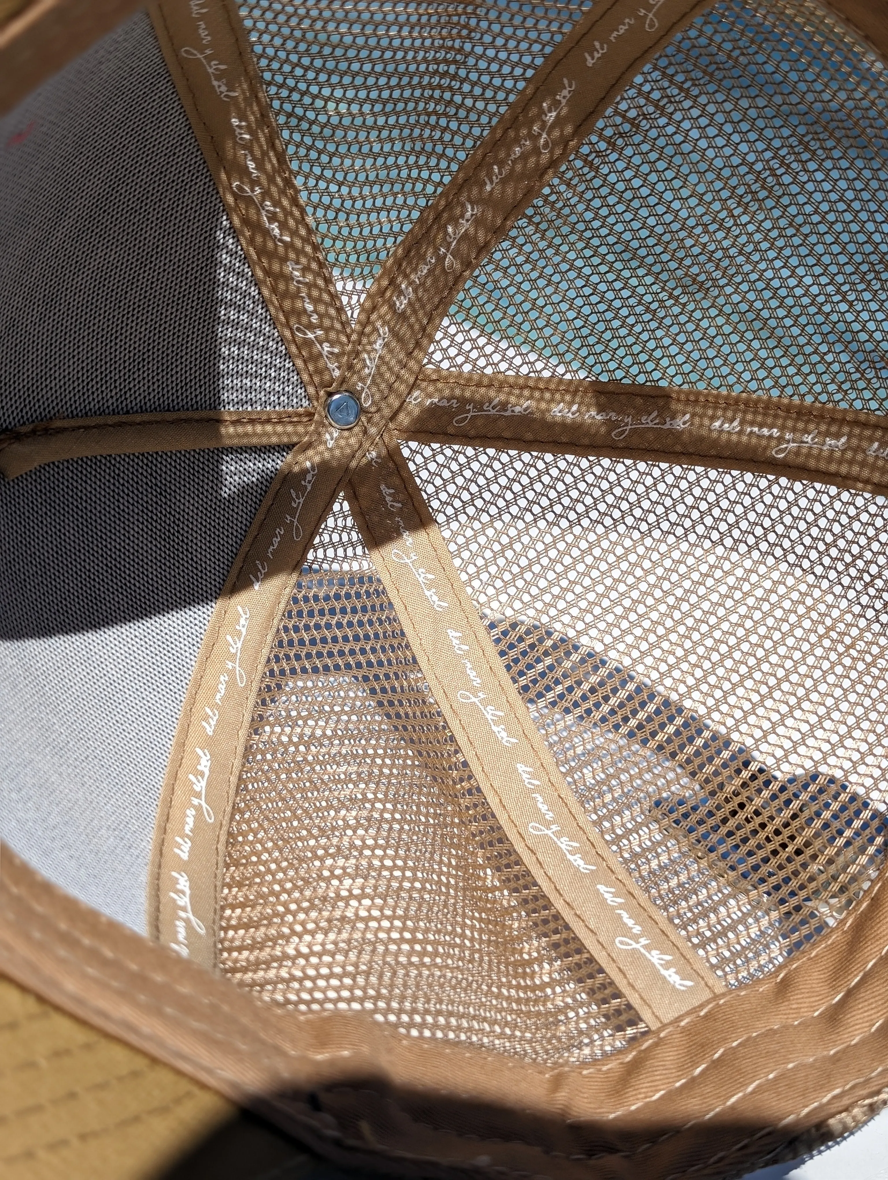 Mar y Sol Trucker Hat – Breathable Mesh Cap with Curved Visor – Casual and Sporty Style