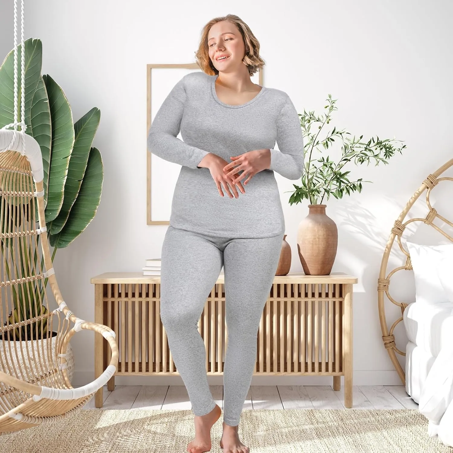 Patelai 3 Pack Women Plus Size Long Sleeve Thermal Shirts Undershirt Fleece Lined Underwear Top Women Crew Neck Base Layer