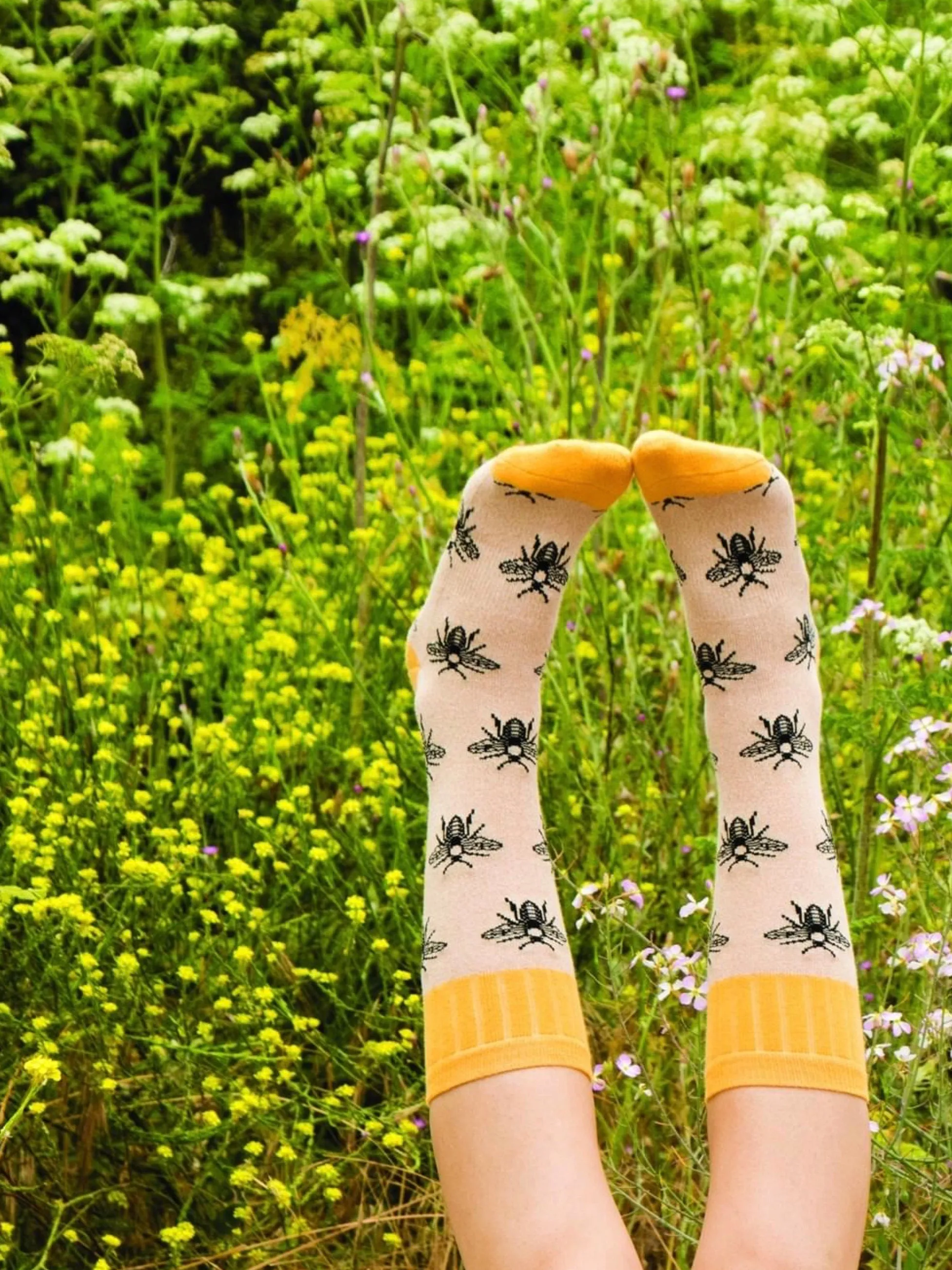 Women’s Outlands Bee Socks Oatmeal